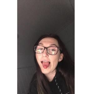 Meet your Posher, Darcie